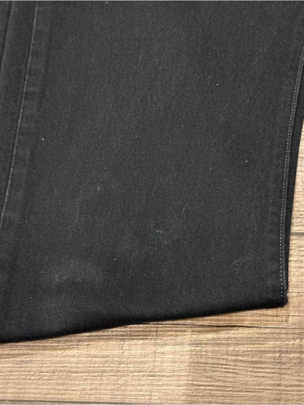 Levis 501 Button Fly Jeans Mens 33 x 34 Black Straight Leg 100% Cotton Denim